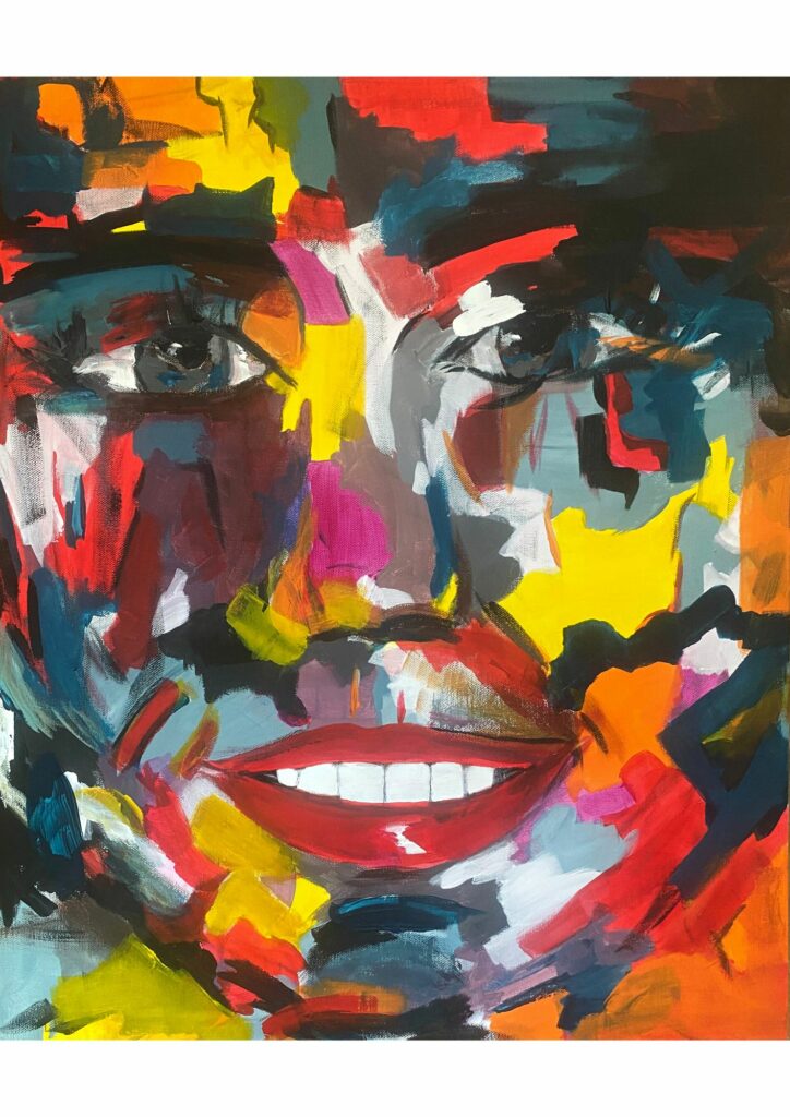 femme souriante en peinture